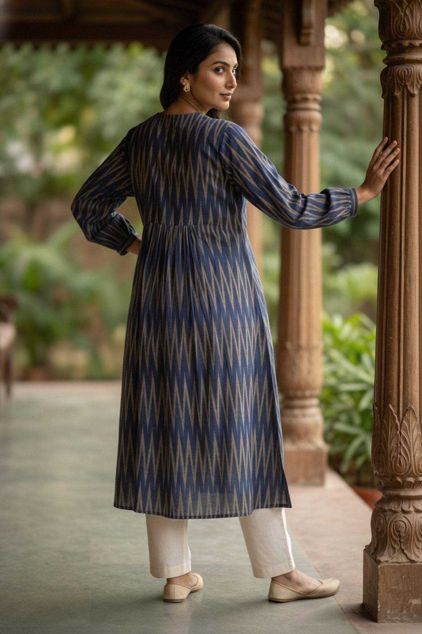 Dark Blue Zigzag Linework Cotton Long Kurti - Freyaa USA & Canada