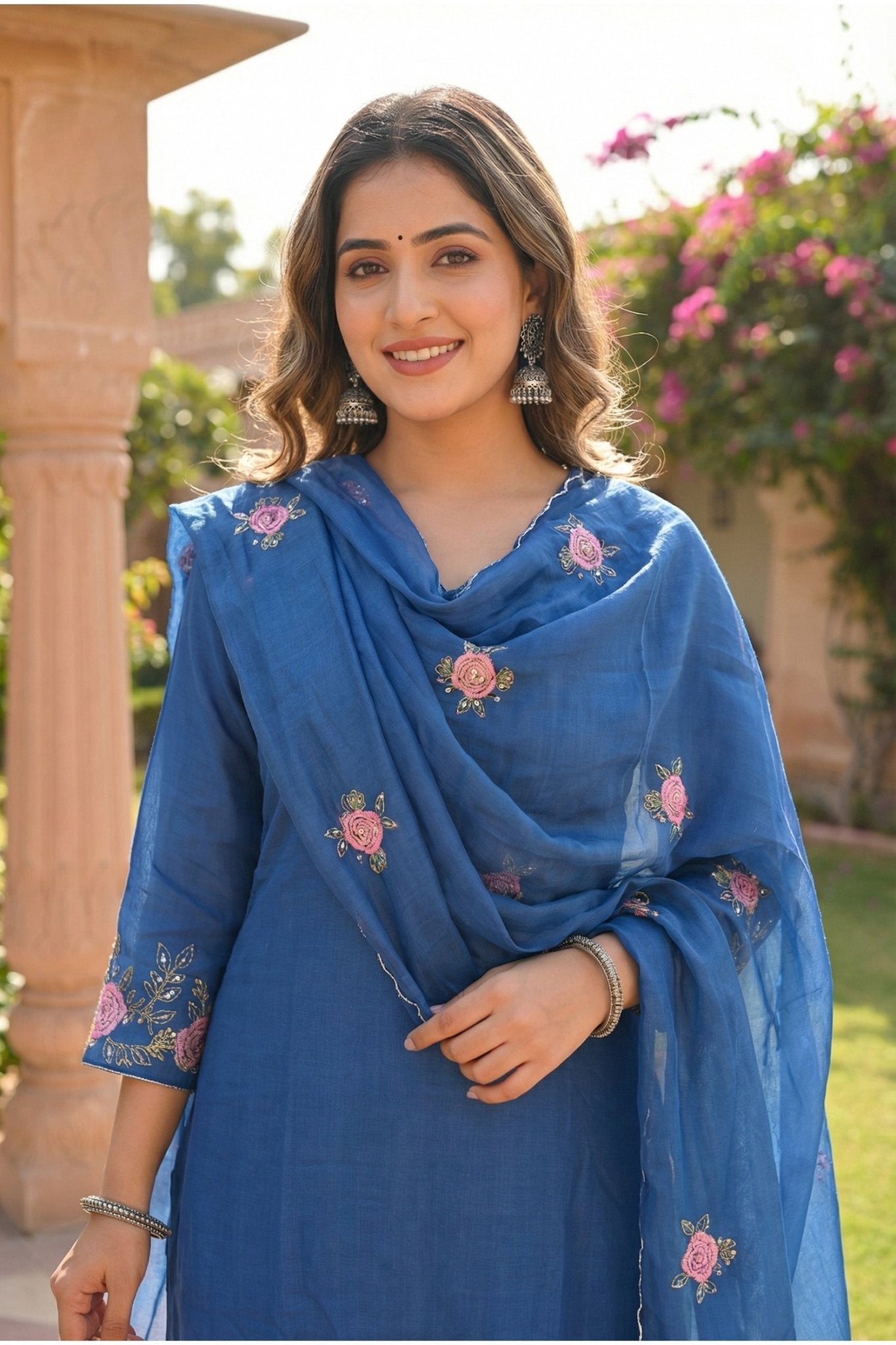Floral Embroidered Kurta Set with Buti Work - Freyaa USA & Canada