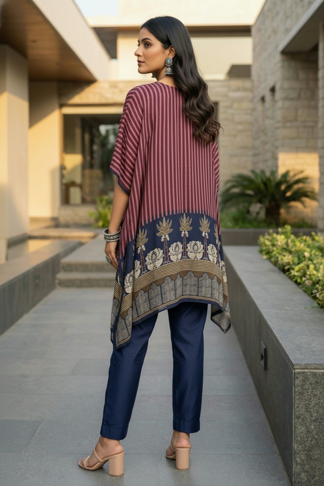 Maroon Printed Short Kaftan with Chic Flair - Freyaa USA & Canada