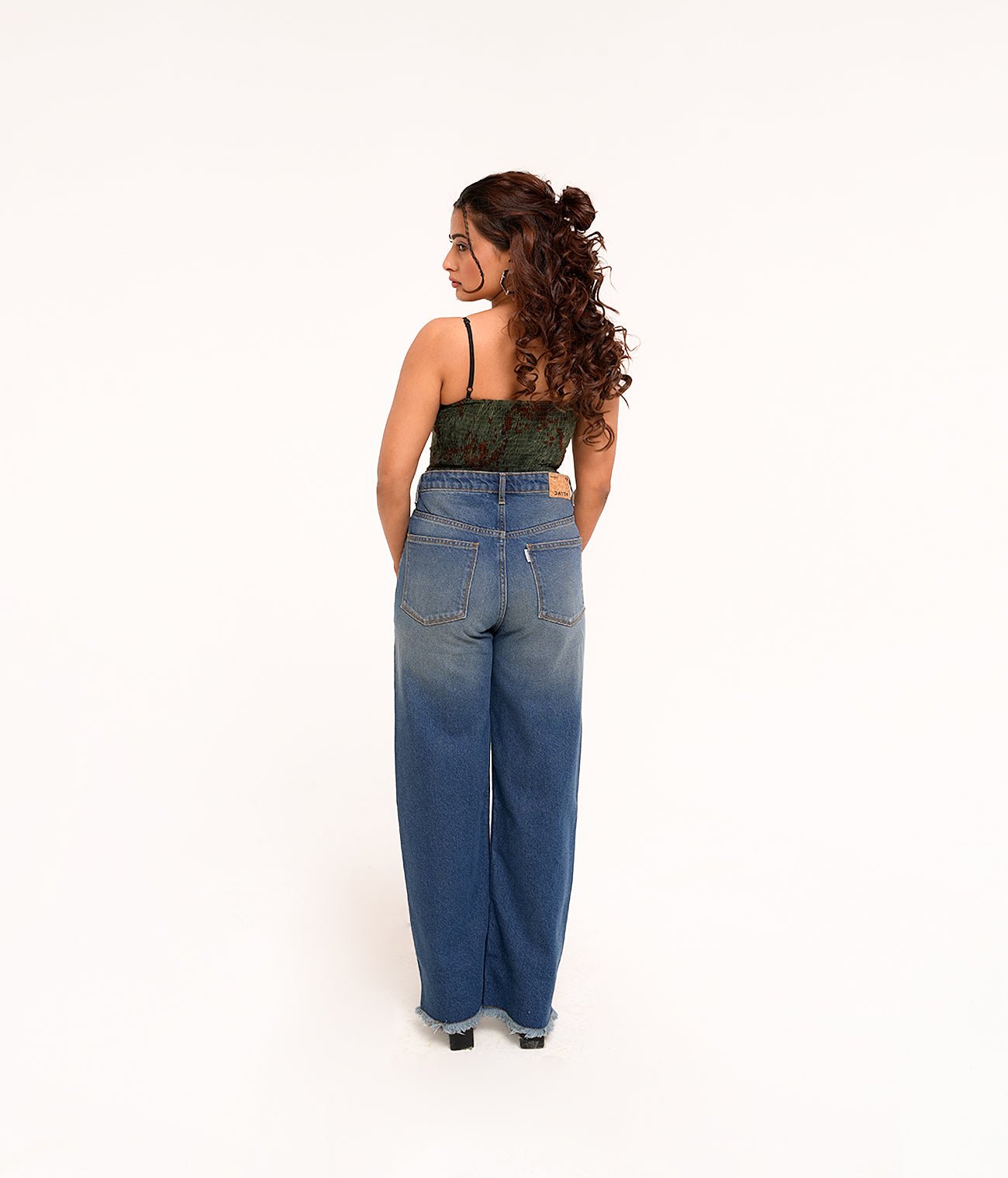 Stone Modern Straight Cut Denim - Freyaa USA & Canada