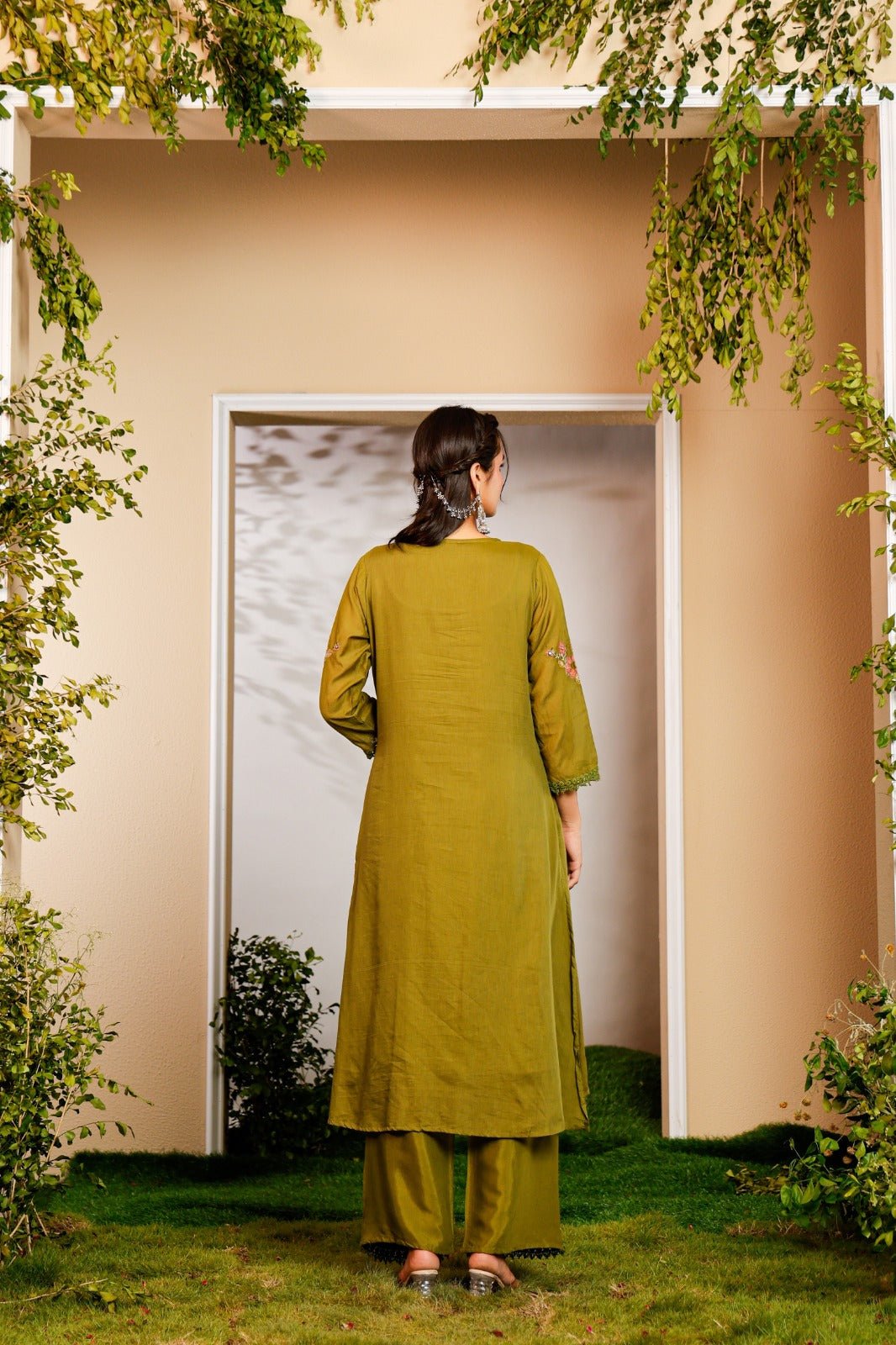 Green Embroidered Three-Piece Suit Set - Freyaa USA & Canada