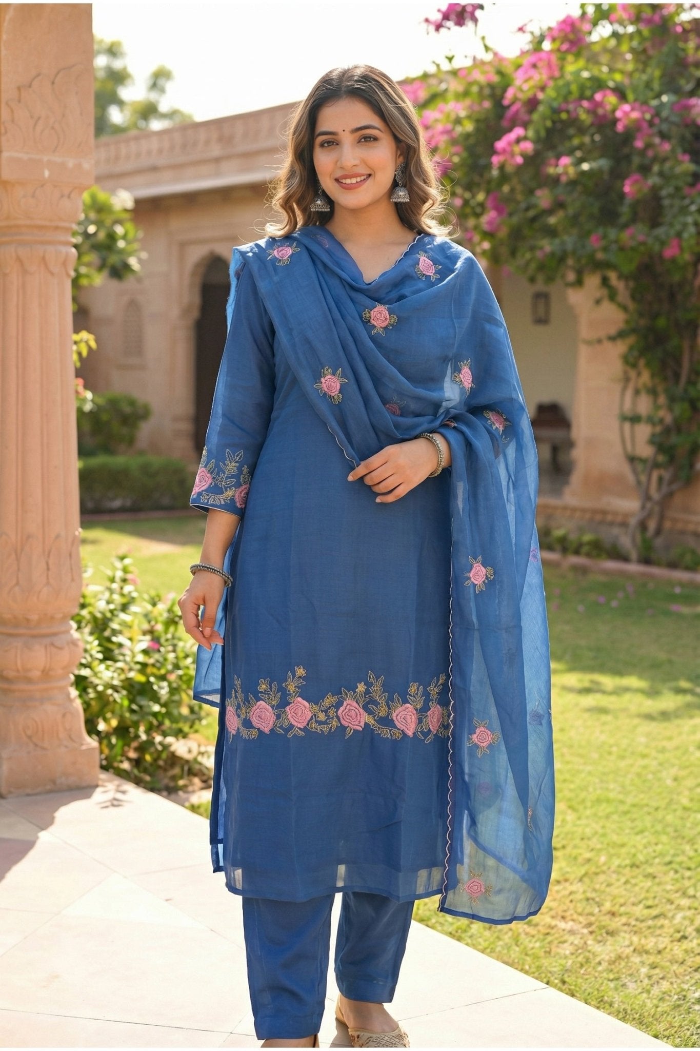 Floral Embroidered Kurta Set with Buti Work - Freyaa USA & Canada