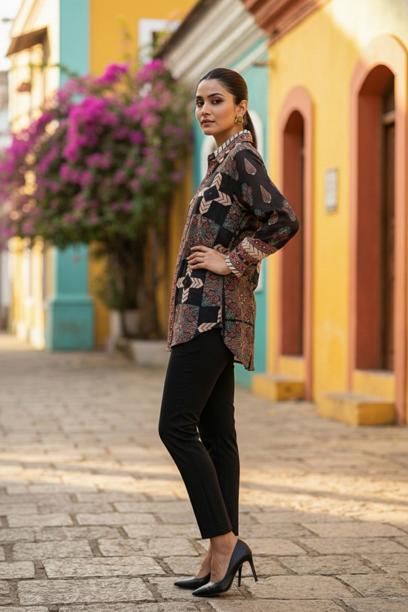 Chic Black Printed Fashion Top - Freyaa USA & Canada