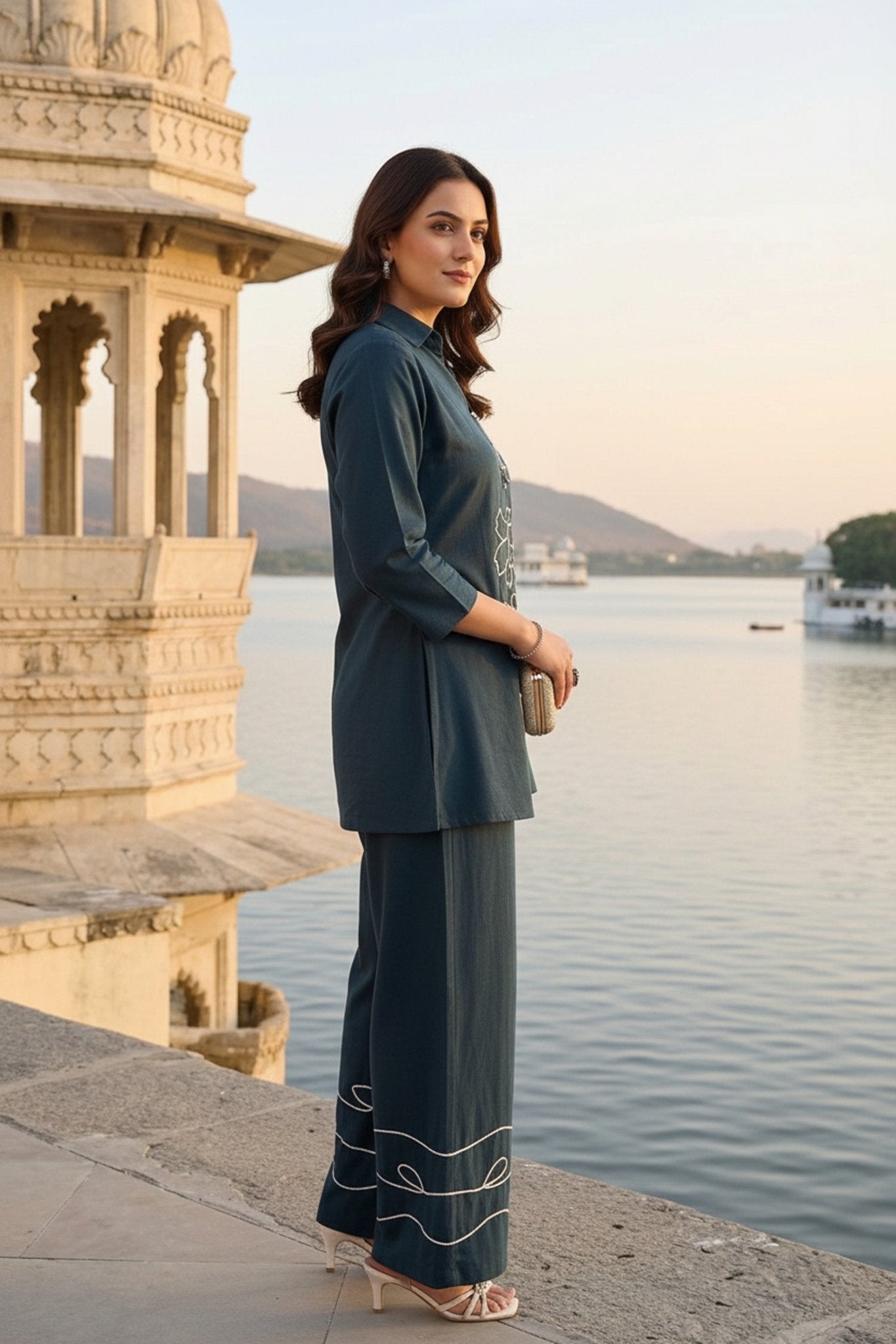 Greyish Blue Line Art Floral Co-ord Set - Freyaa USA & Canada