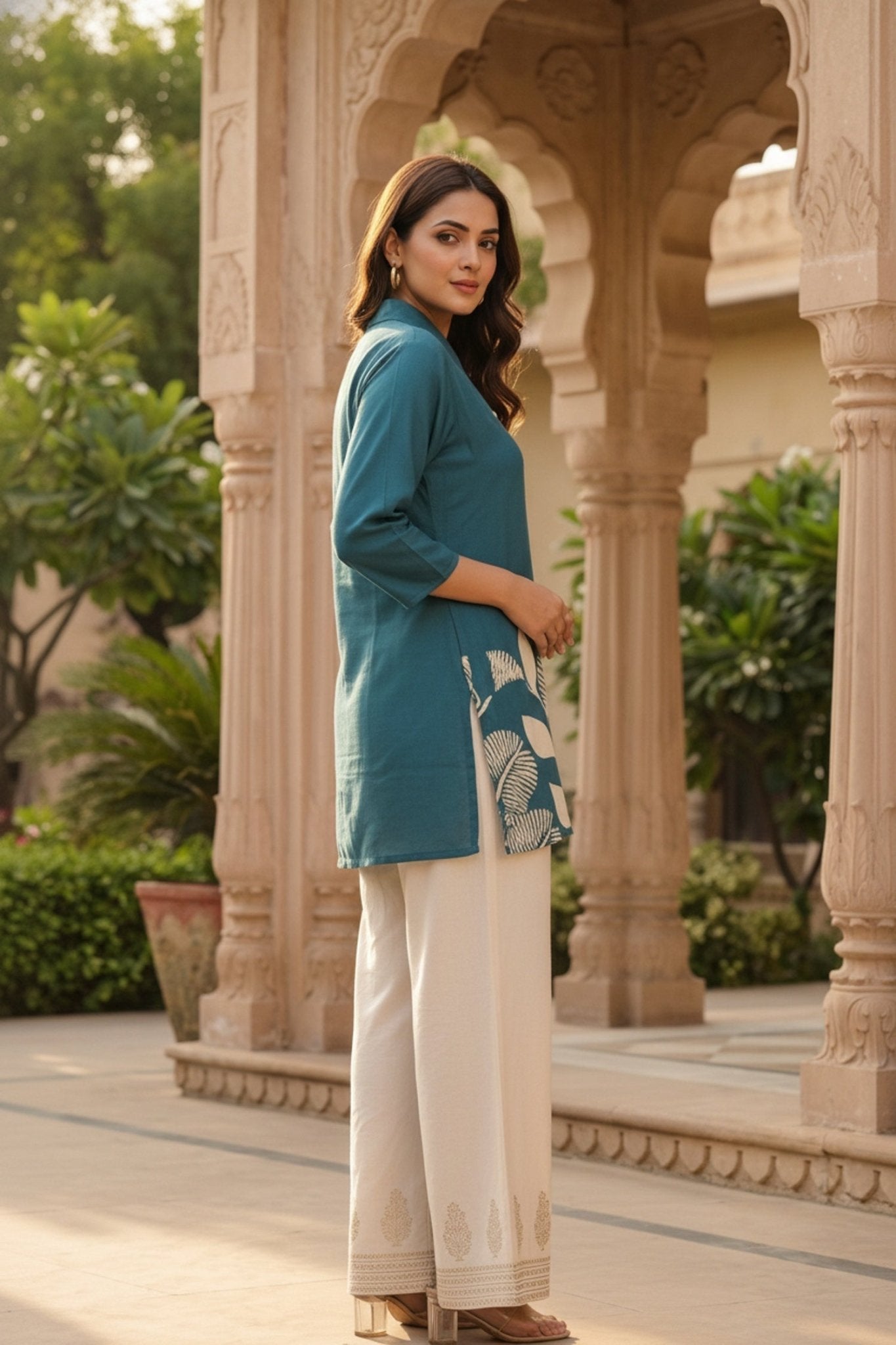 Abstract Leaf Motif Rama Top - Freyaa USA & Canada