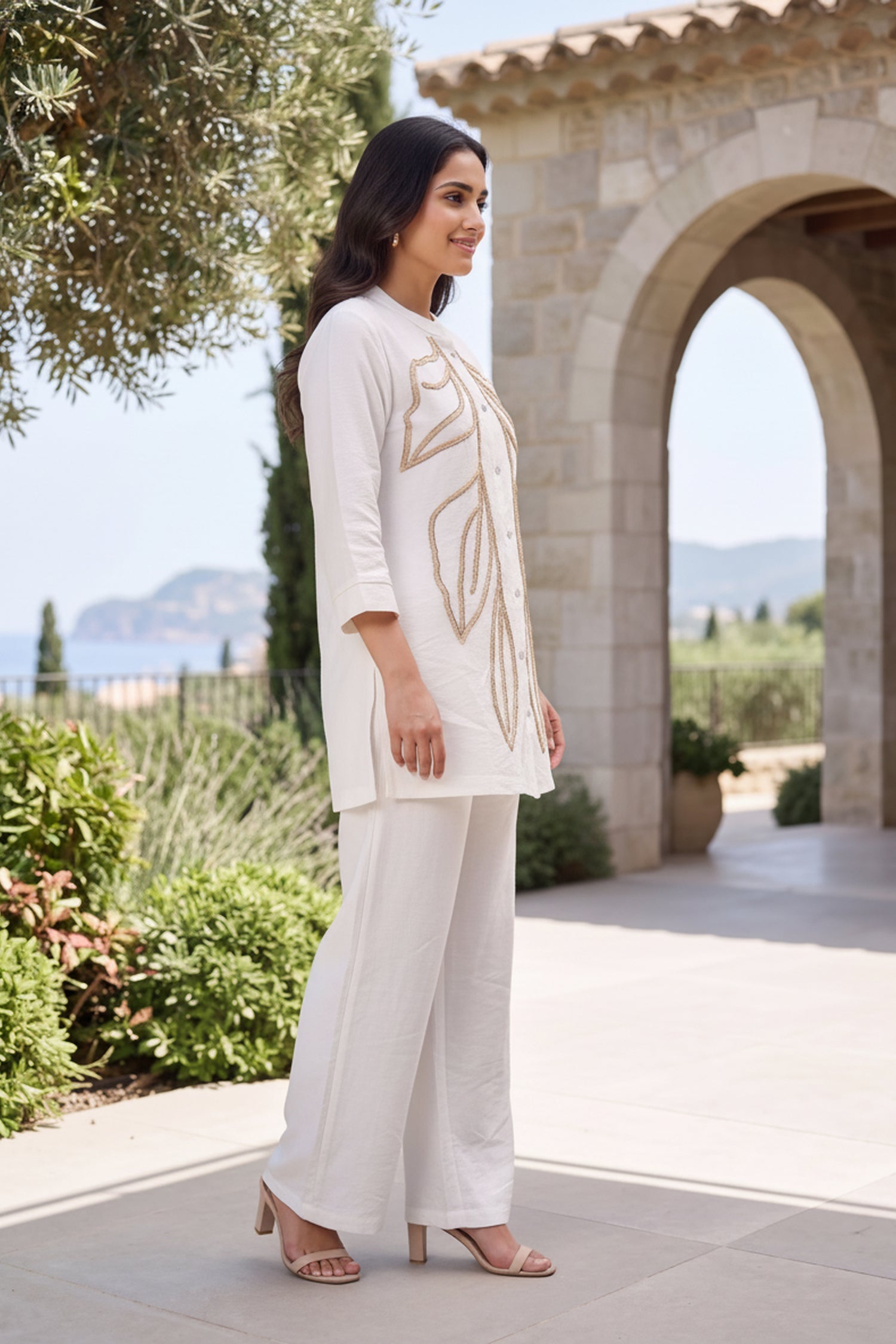 Ivory Leaf Embroidered CordSet