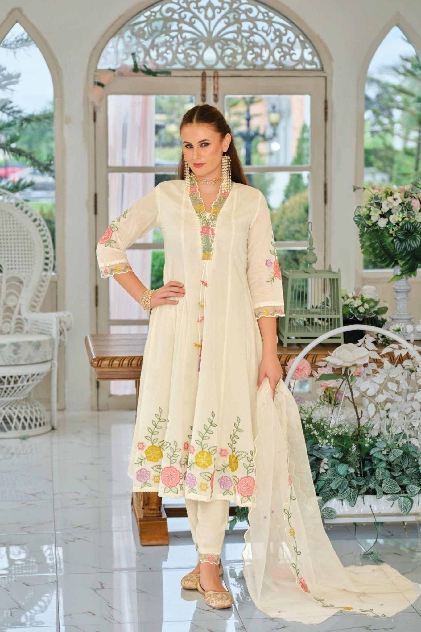 Elegant Off White Mul Chanderi Three Piece Suit Set - Freyaa USA & Canada