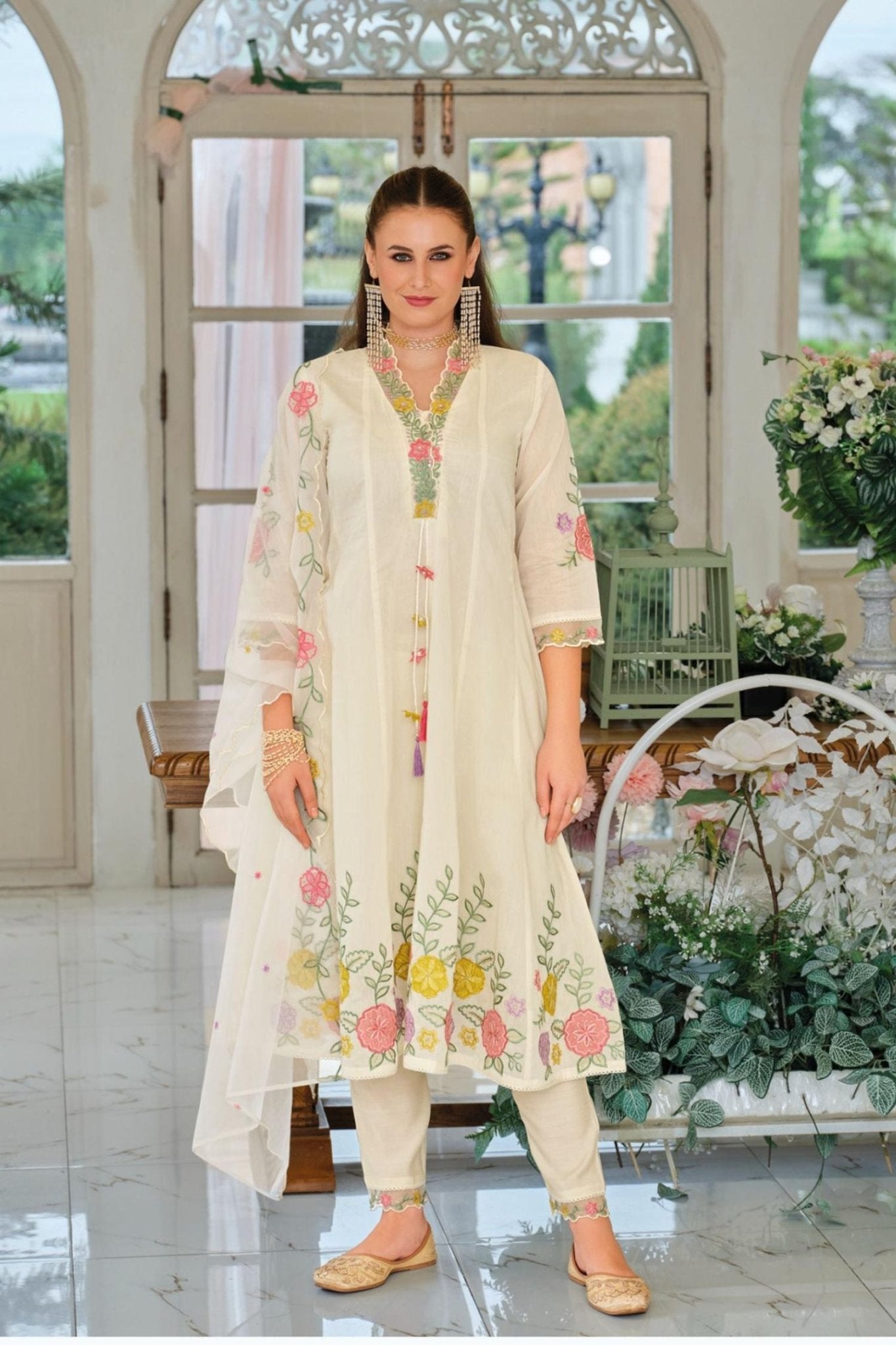 Elegant Off White Mul Chanderi Three Piece Suit Set - Freyaa USA & Canada