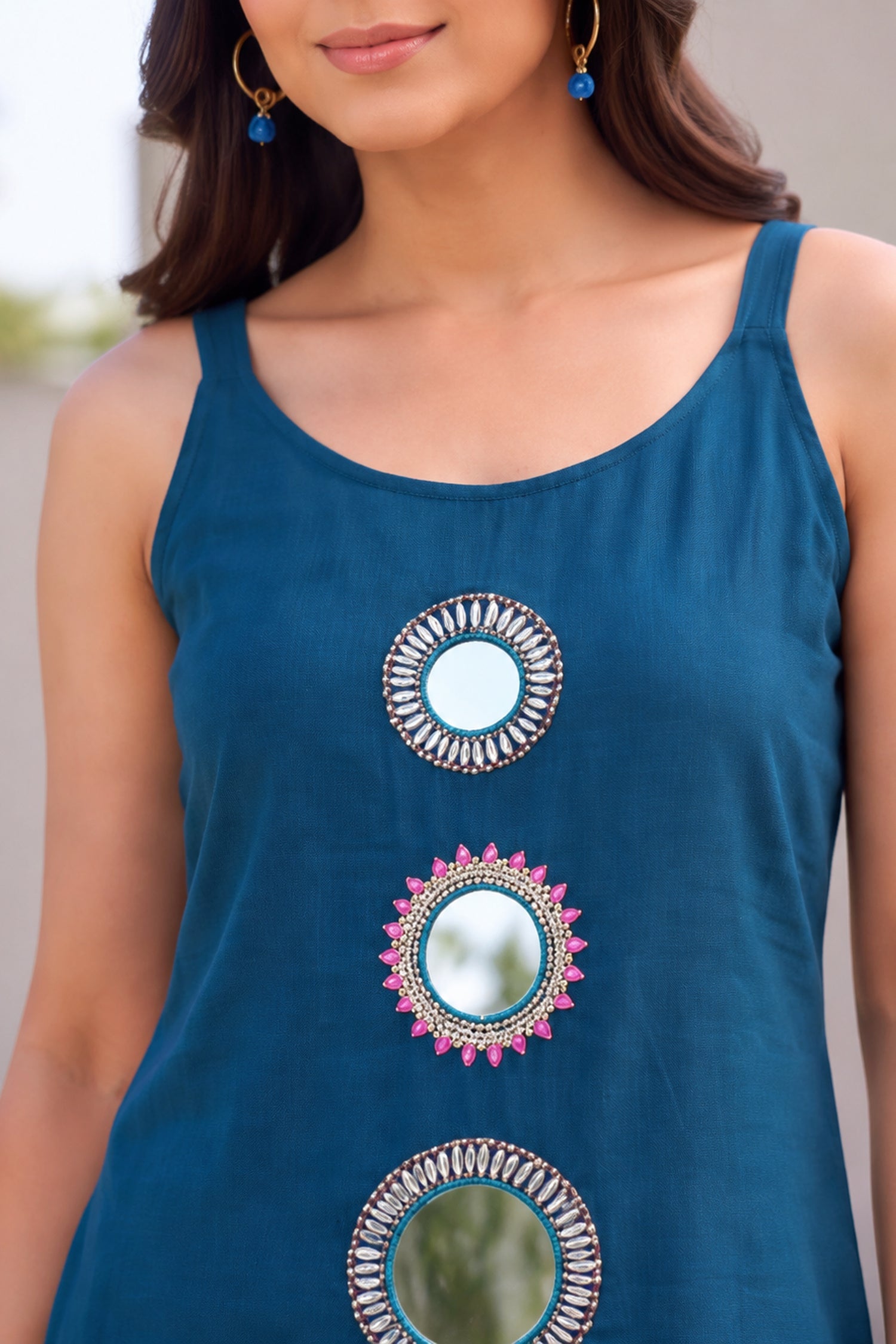 Noir Mirror Motif Teal CordSet