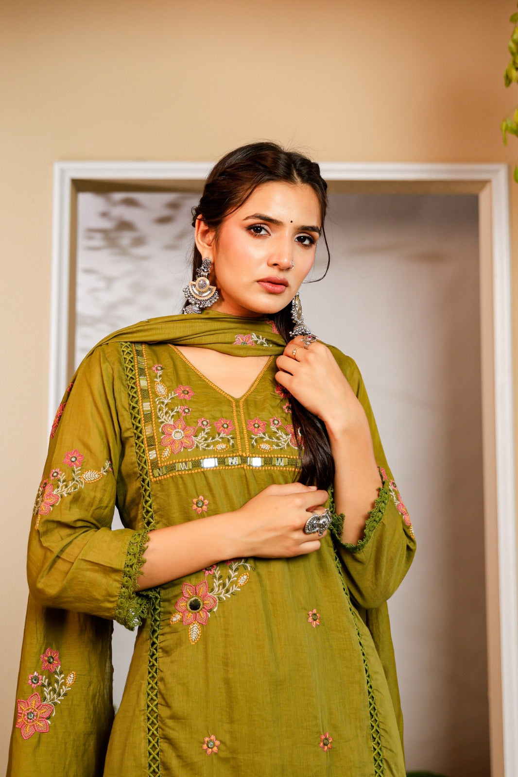 Green Embroidered Three-Piece Suit Set