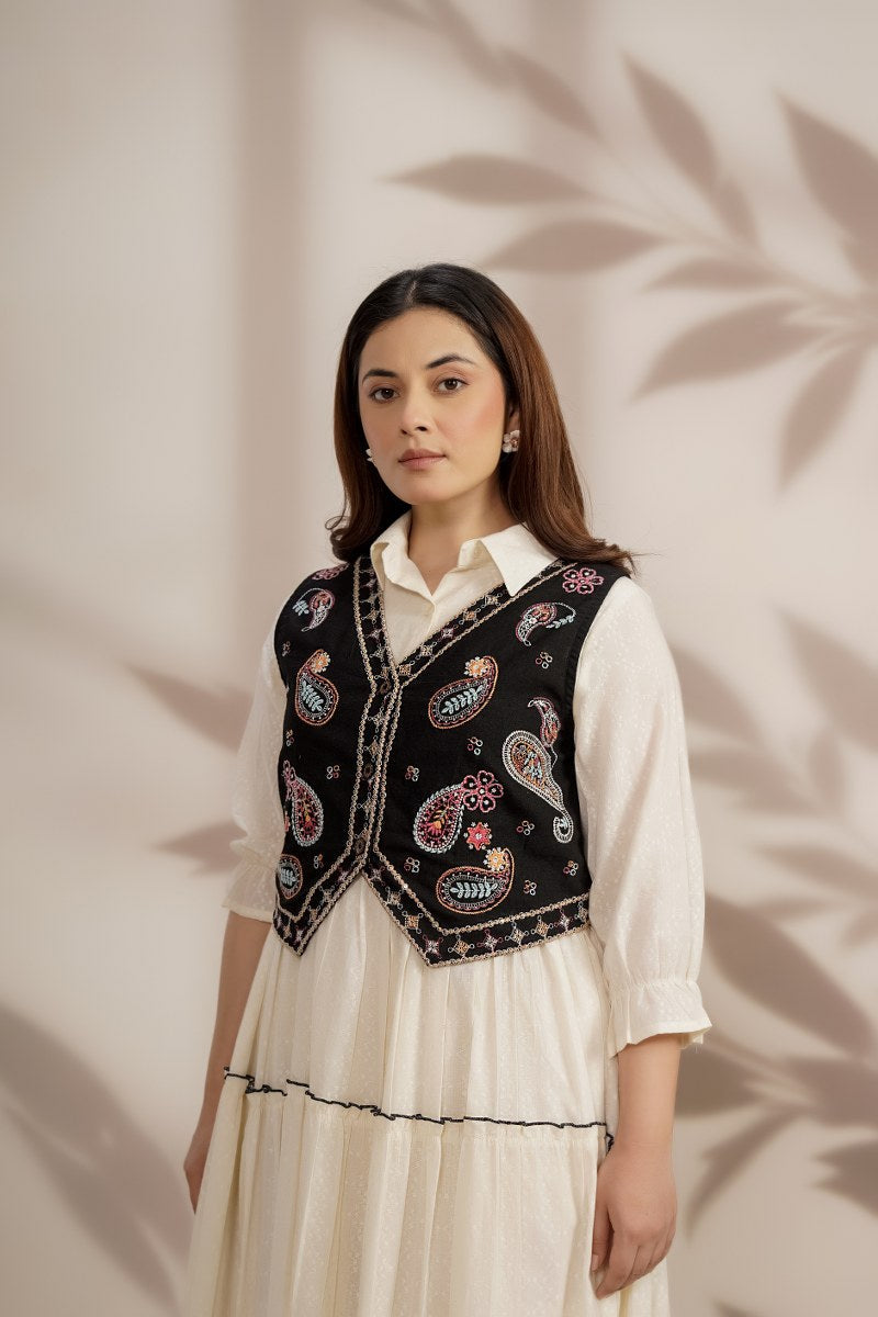 White Long Dress with Elegant Thread Embroidery Vest Jacket.