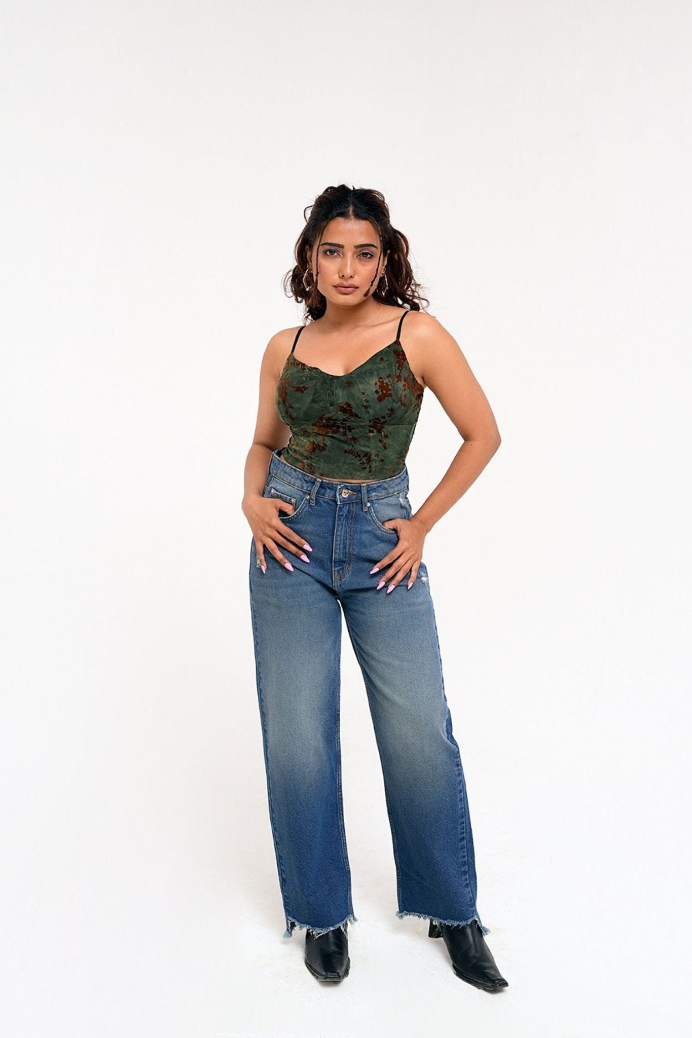 Stone Modern Straight Cut Denim - Freyaa USA & Canada