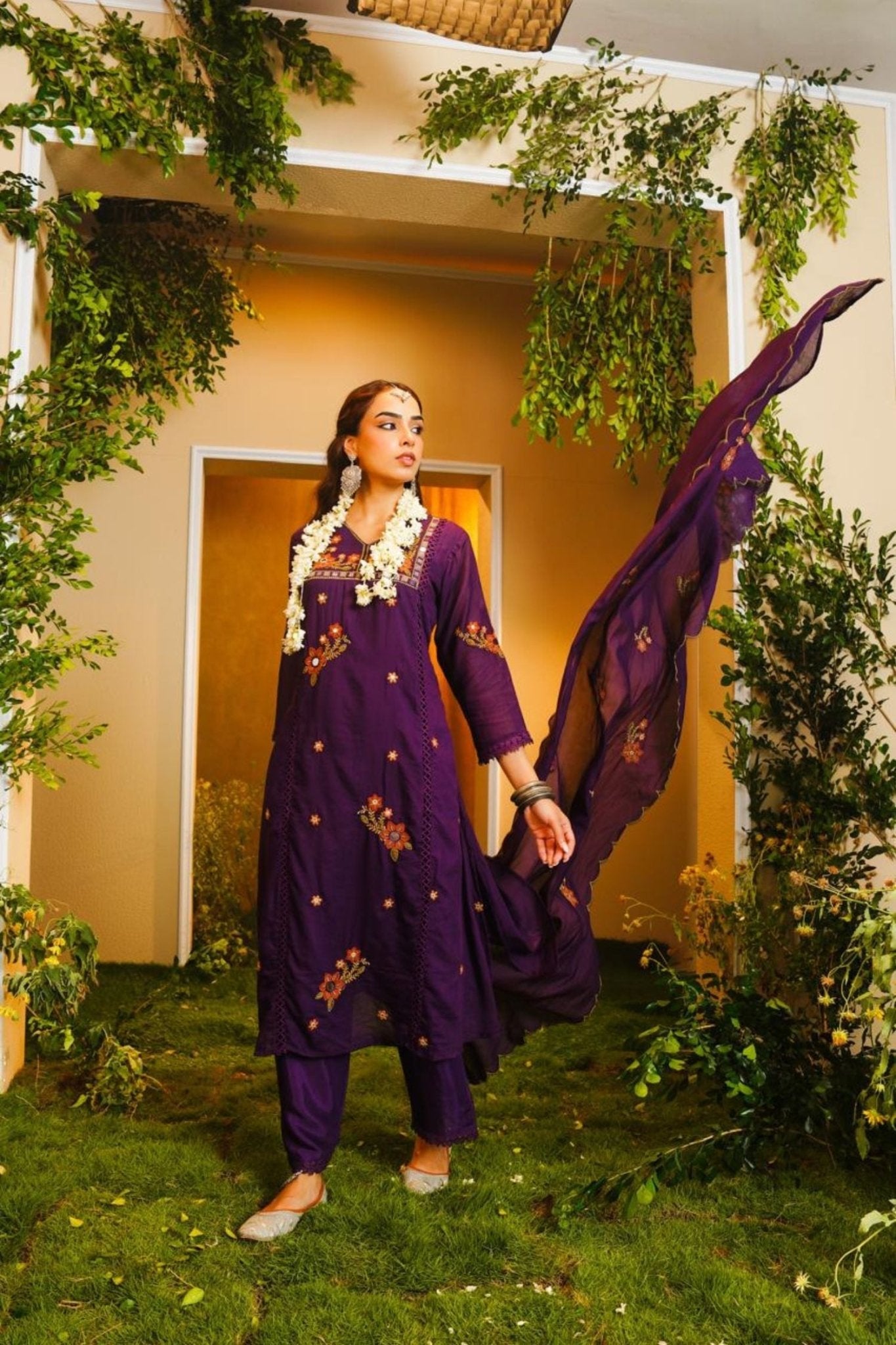Purple Embroidered Kurta Three-Piece Set with Dupatta - Freyaa USA & Canada