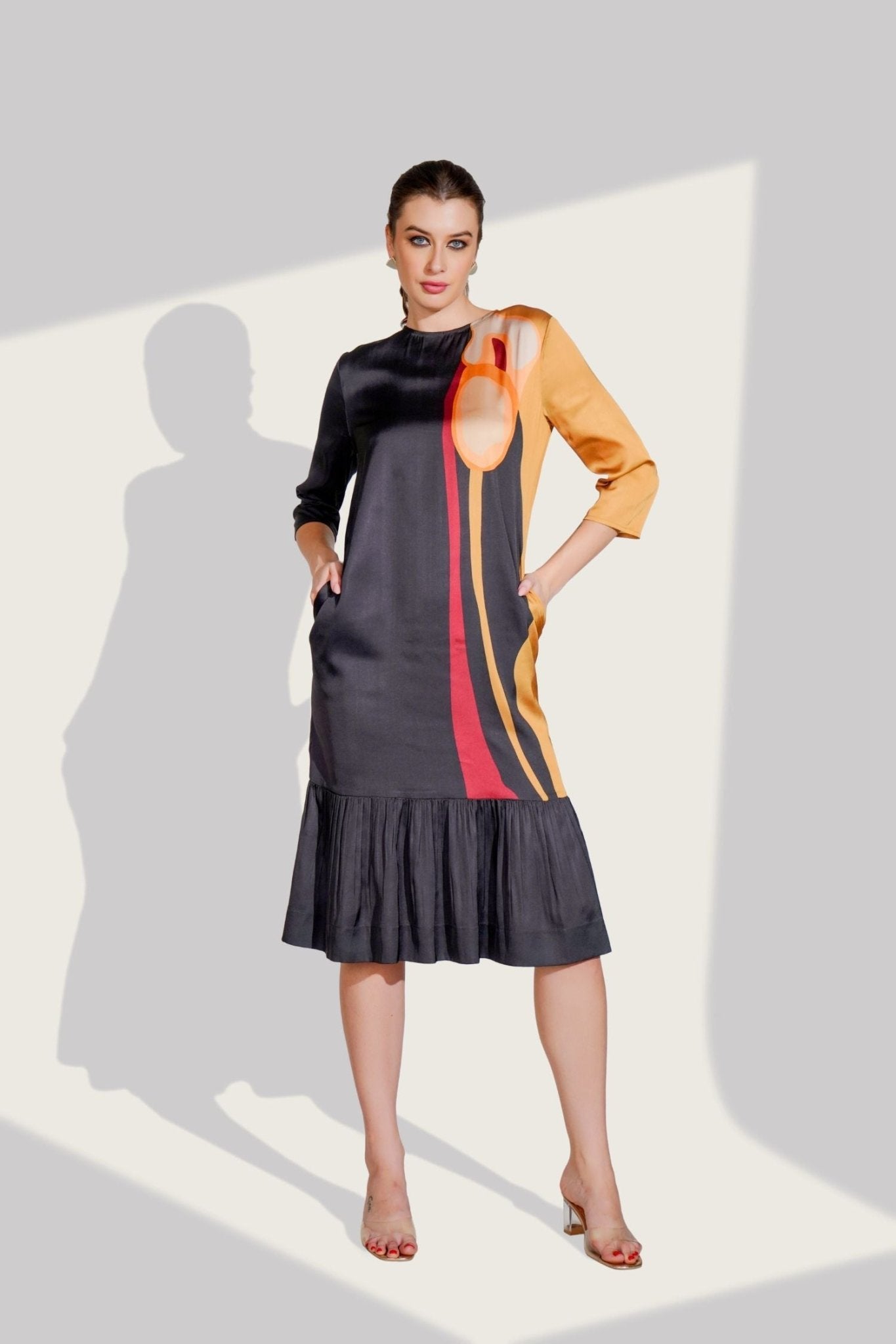 Black Long Dress with Side Print With Pockets - Freyaa USA & Canada