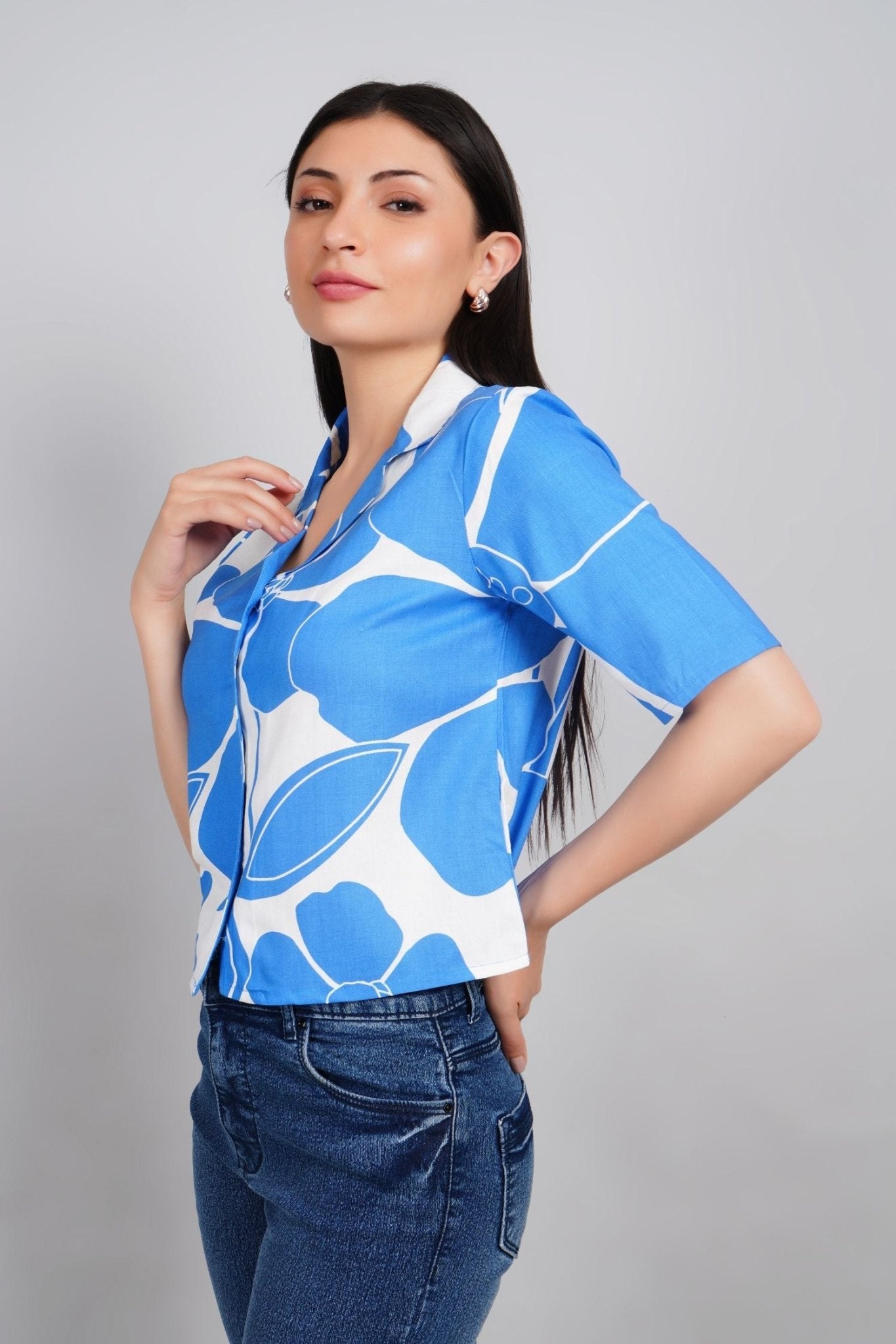 Freyaa Blue Breeze Printed Crop Shirt - Freyaa USA & Canada